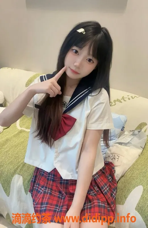 广州楼凤-广州天河小糯米，1500元体验嫩妹69式