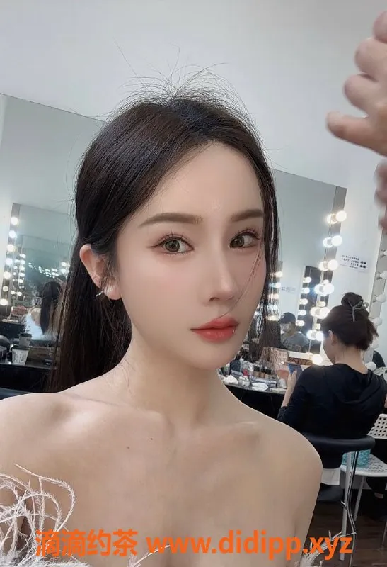 杭州上门服务-滨江区彤彤1600元上门服务 大胸170身高