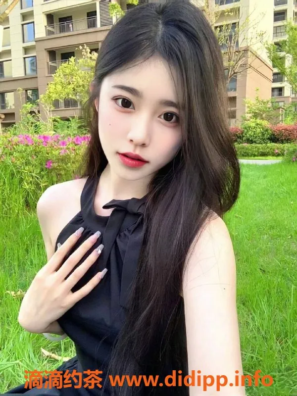 广州楼凤资源信息,广州天河小佳佳，1600起，口交陪浴！