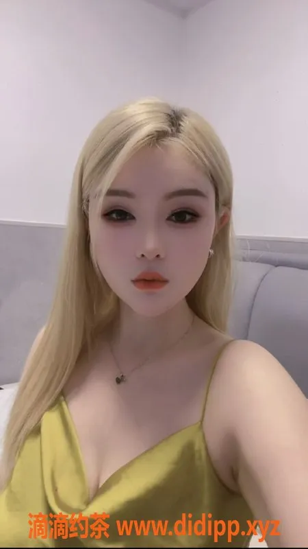 杭州楼凤-果果，湖南高颜值性感兼职，25岁162cm，38E诱惑