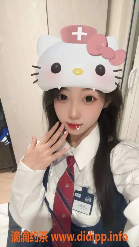 杭州楼凤-上城小宝 18岁 C杯 性感新秀服务多样