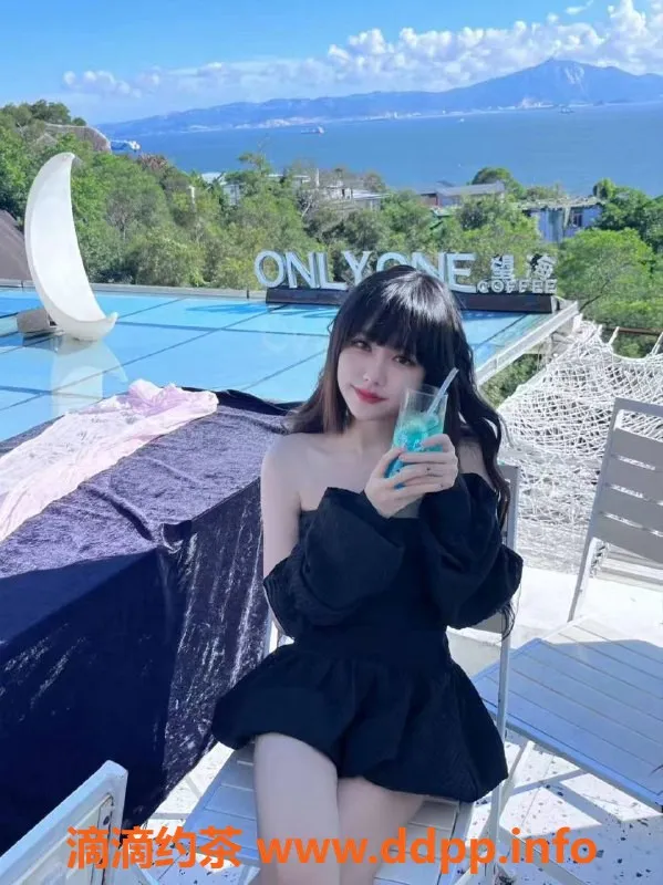 福州楼凤-晋安区莱雅，162cm性感辣妹，体验陪浴服务