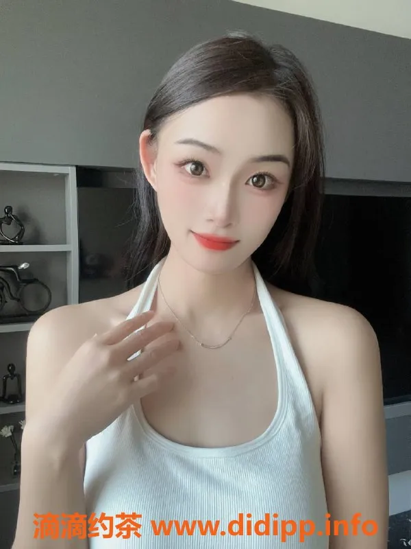 杭州楼凤-拱墅99年瑜伽老师，身高168，超清纯C罩杯