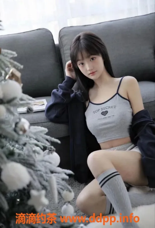 杭州楼凤-上城萱萱，168高C罩杯，小巧玲珑为您服务