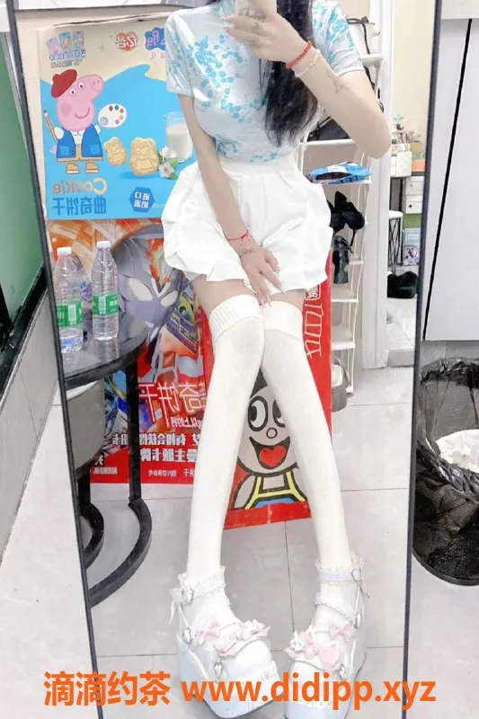 长沙楼凤-天心区小西，身材苗条价格亲民