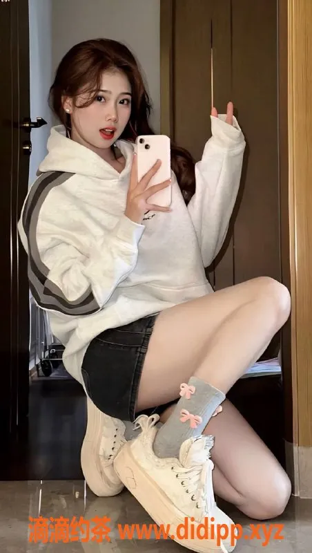 东莞楼凤-大朗宝宝，800元一体验，身材诱人