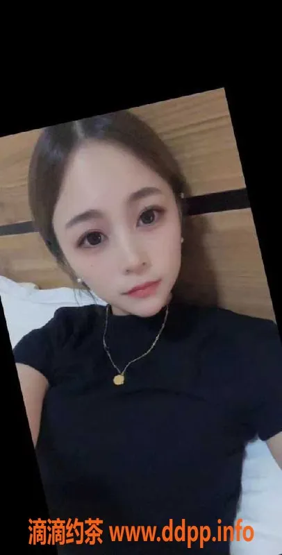 广州楼凤-海珠赤岗小布点，23岁33B美少女，40斤服务周到