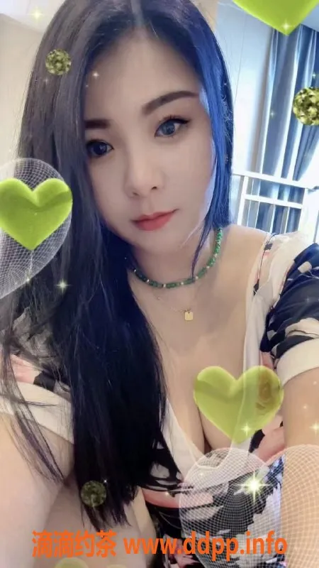 成都楼凤-南门蕾蕾：28岁，身高165，400元高性价比服务