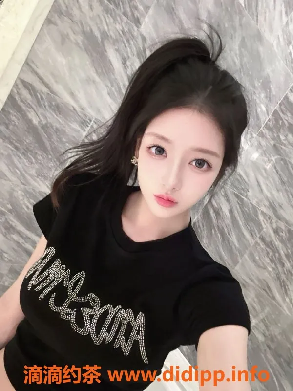 杭州楼凤-橙橙173cm | 100斤 | 36D | 热情陪伴服务