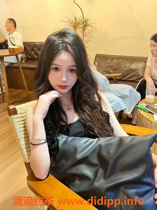 厦门楼凤资源信息,思明区嫩妹林可怡，享受600元的极品服务！