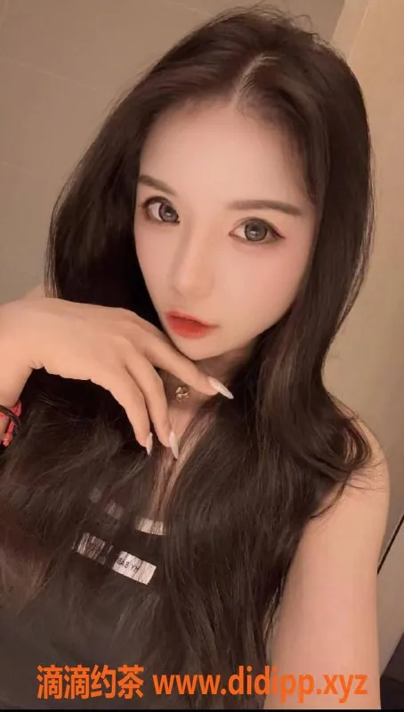 东莞楼凤-东城莹莹，性感魅力，服务尽在500起