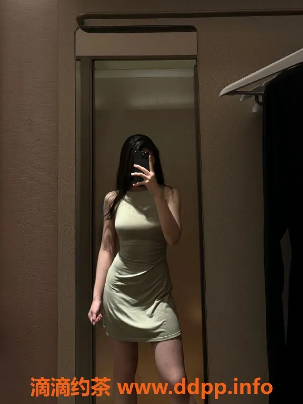 杭州楼凤资源信息,拱墅区机车小幼，高颜值C罩杯享受1400元服务