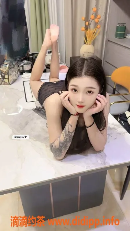 广州楼凤-佛山桂城诗诗，700元体验舌吻与69式！