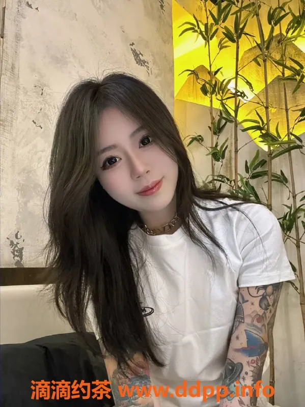 深圳楼凤-龙华嫩妹瑶瑶，千元服务，超棒舌吻体验！