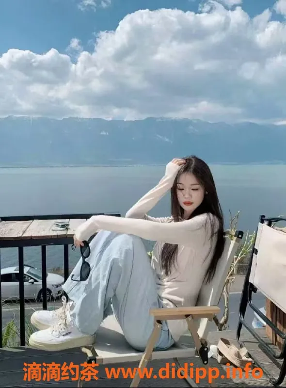 深圳楼凤-深圳福田小雨，嫩妹女友感外出服务