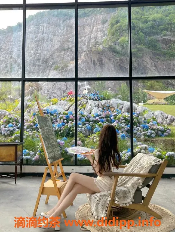 杭州楼凤-上城区妍妍，22岁，171cm，47kg，激情服务