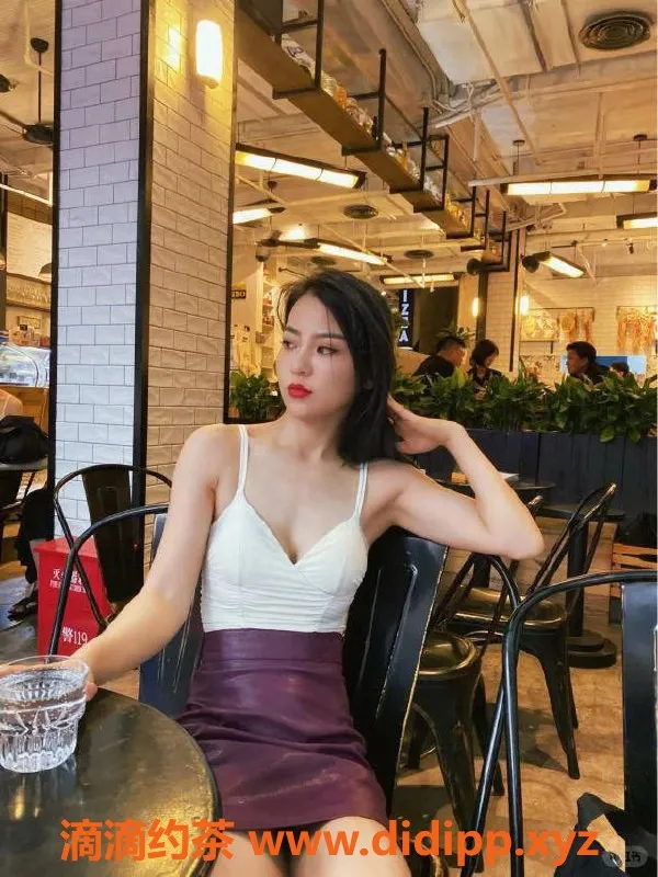 广州楼凤资源信息,广州天河糖糖，1200陪浴，69式服务