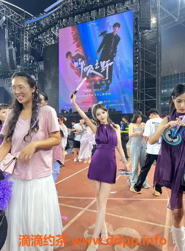 杭州楼凤资源信息,滨江区小美羊22岁，166高46轻熟女，1300元起