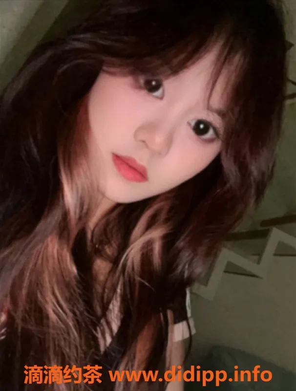 杭州楼凤-杭州玲珑：167cm、118斤、E罩杯萌妹首度上线