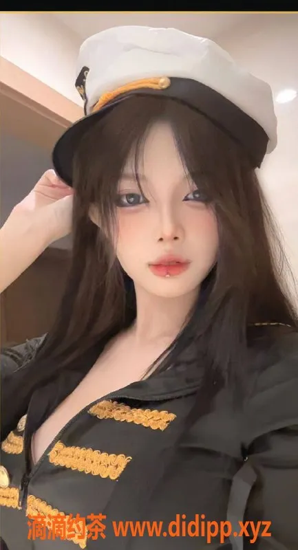 广州楼凤-广州天河嫩妹小狸，2200起价，超值享受！