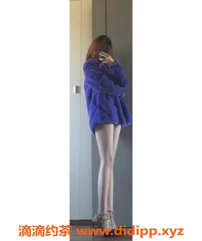 上海楼凤-闵行兰迪，168cm大胸E，1100元享舒适服务