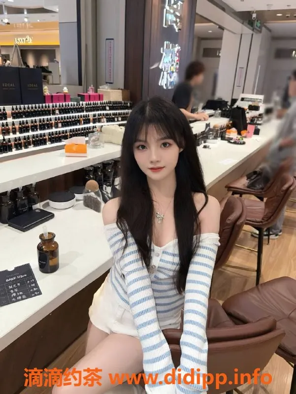 深圳楼凤资源信息,深圳南山长腿小姐姐柚柚，21岁165b只需1000元