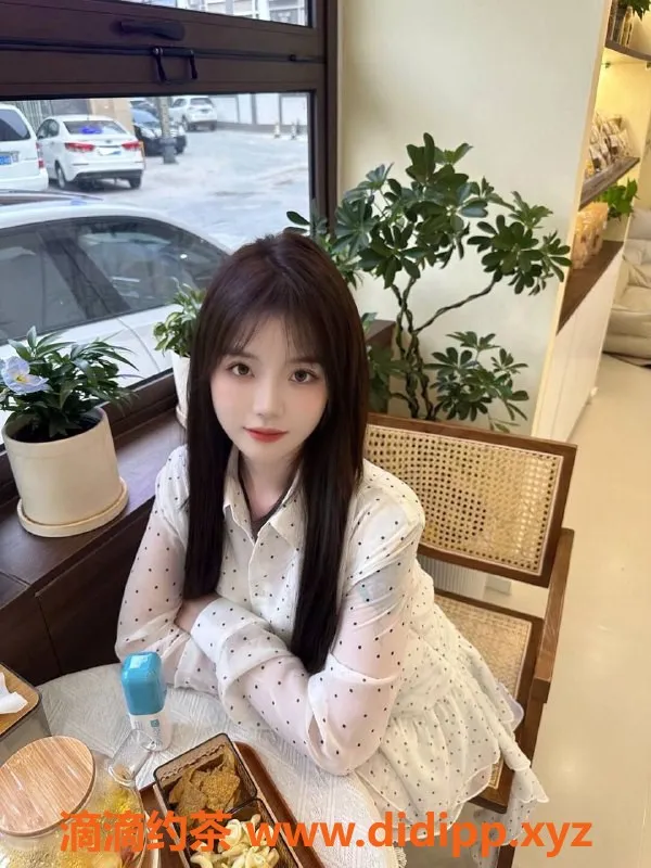 深圳楼凤-深圳南山长腿小姐姐柚柚，21岁165b只需1000元