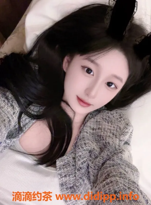 东莞楼凤-南城糯米：18岁，160CM，43kg，C罩杯高端服务