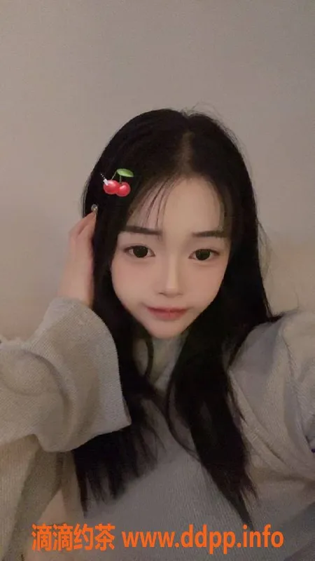 杭州楼凤-萧山区兮兮，168cm 49kg 清纯模特 半套服务