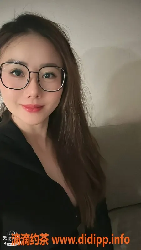 广州楼凤资源信息,广州番禺晴儿，700元享受车震服务