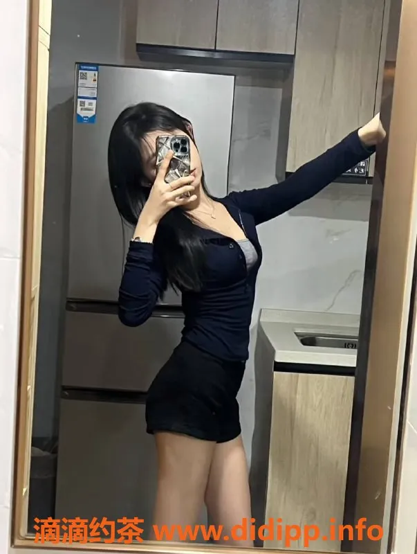 广州楼凤-广州天河贝贝，700元水中箫服务等你体验！