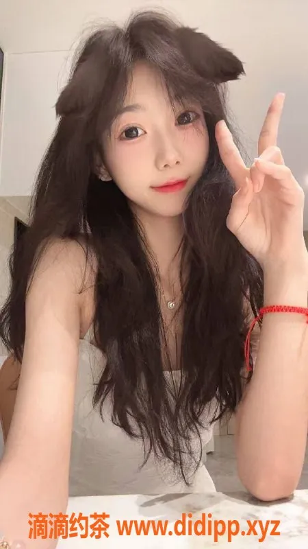 广州楼凤-广州天河嫩妹柚子，800元享69式服务