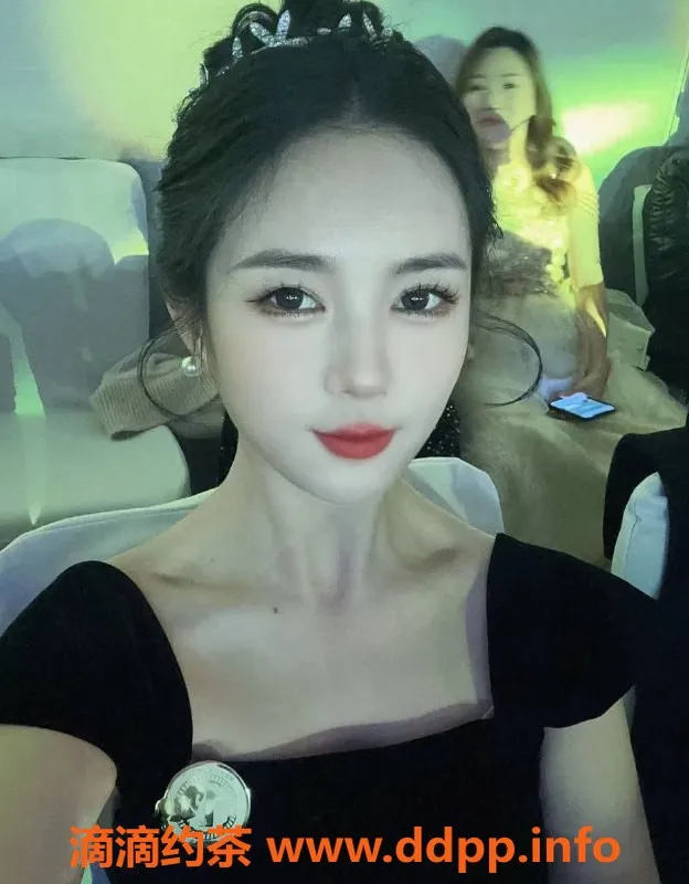 上海楼凤-长宁蓓蓓，165身高45体重，800元起