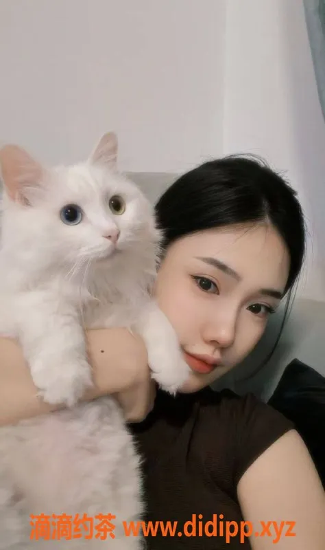 杭州楼凤-蓝优优 23岁 168CM 34D大胸 激情服务1200起