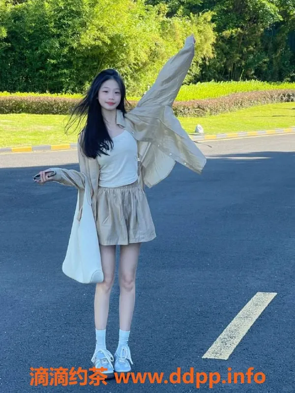 东莞楼凤资源信息,塘厦学妹，700一次，服务超赞！