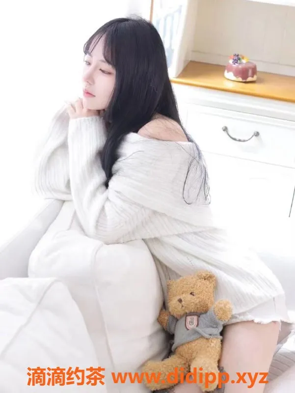 上海楼凤-徐汇丝丝，172cm长腿肤白颜值高