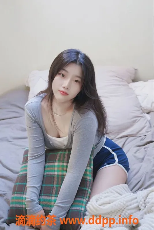 昆明楼凤-官渡区小莹莹，400元尽享私密服务