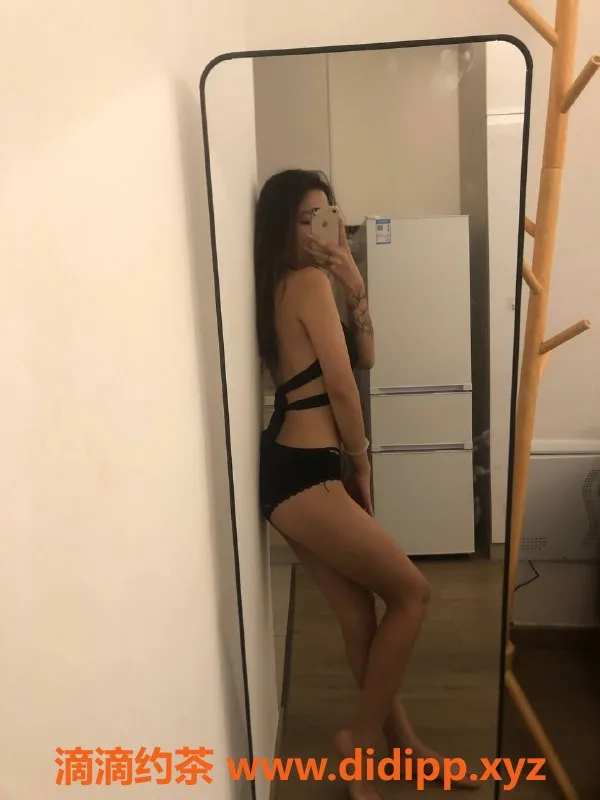 杭州楼凤-上城嫩妹朵朵，8p/15pp激情服务！