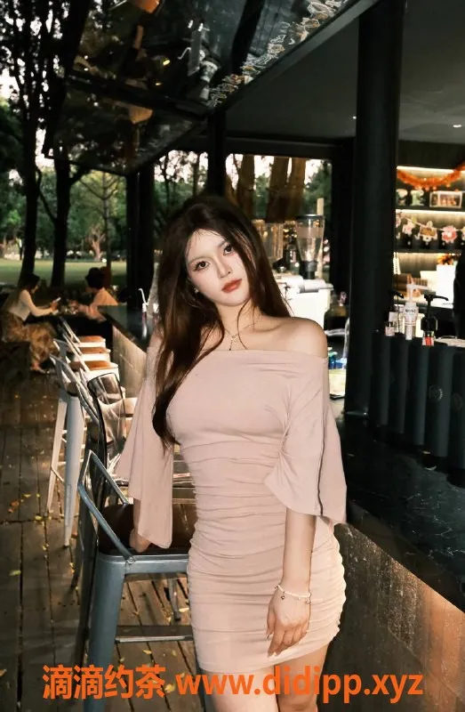 广州楼凤-广州天河盼盼，800元白虎服务等你体验