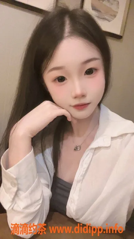 东莞楼凤-南城小瑾，服务1100，价格超值！