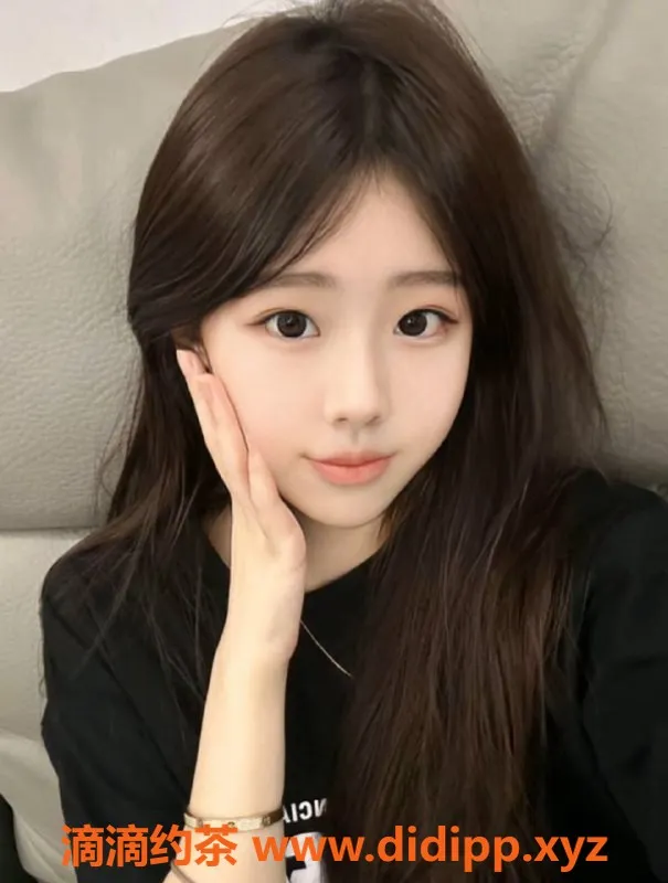 南京楼凤-建邺区19岁甜甜，D罩杯激情服务