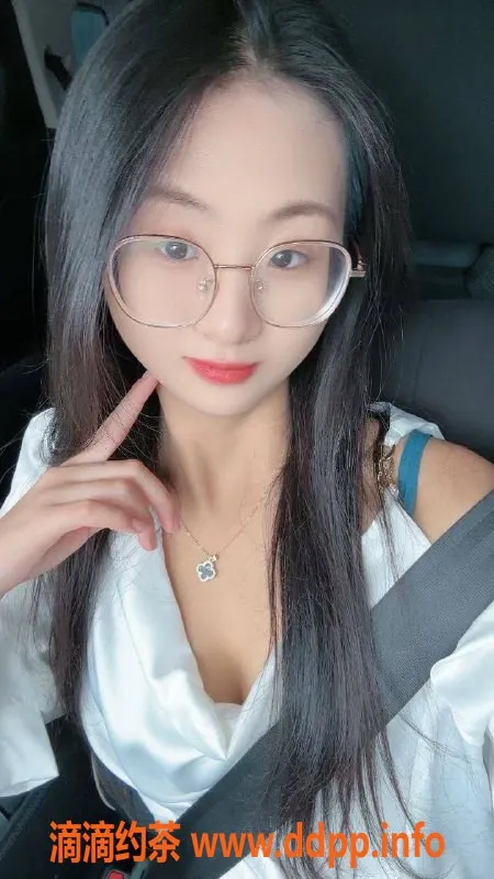 杭州上门服务-拱墅区小雅，19岁168cm嫩妹，500p性价比高