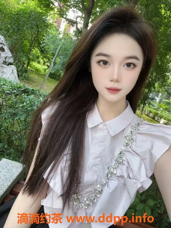 广州楼凤-广佛语嫣，700元胸推69魅力体验