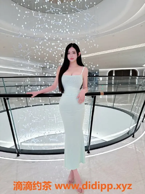 成都楼凤资源信息,成都高新区于文文，23岁170cm，100斤，胸围B，1500元/90分钟