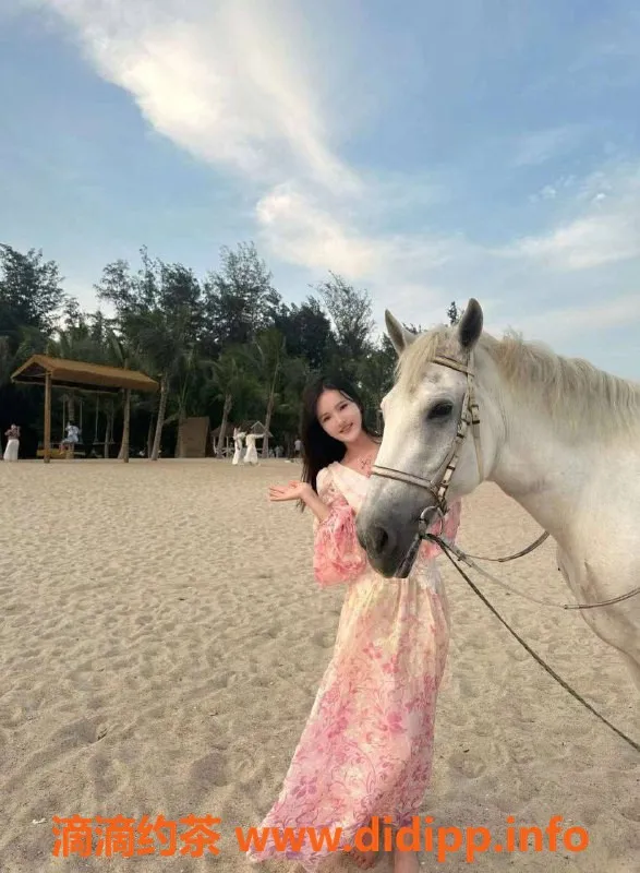 深圳楼凤资源信息,龙华区叶澜依，900元/次服务，视频验证✅