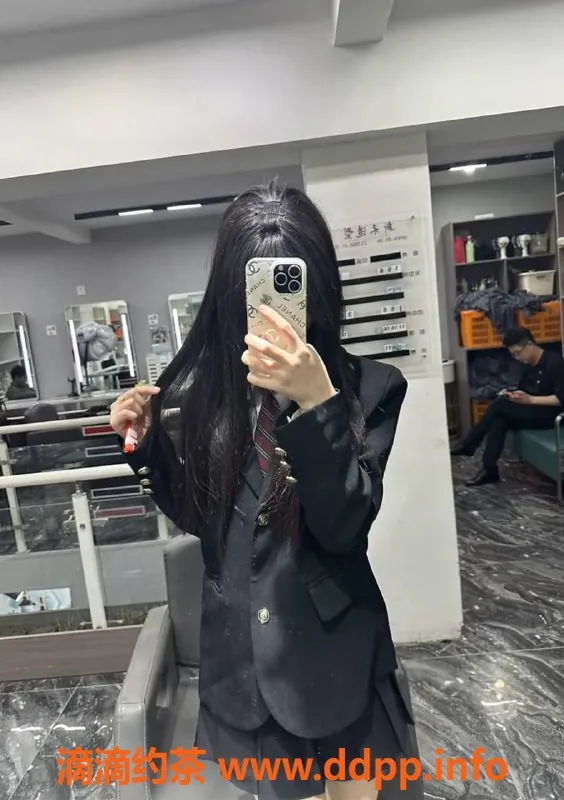 上海楼凤资源信息,长宁布丁丁，168cm 34C嫩妹，1000元起