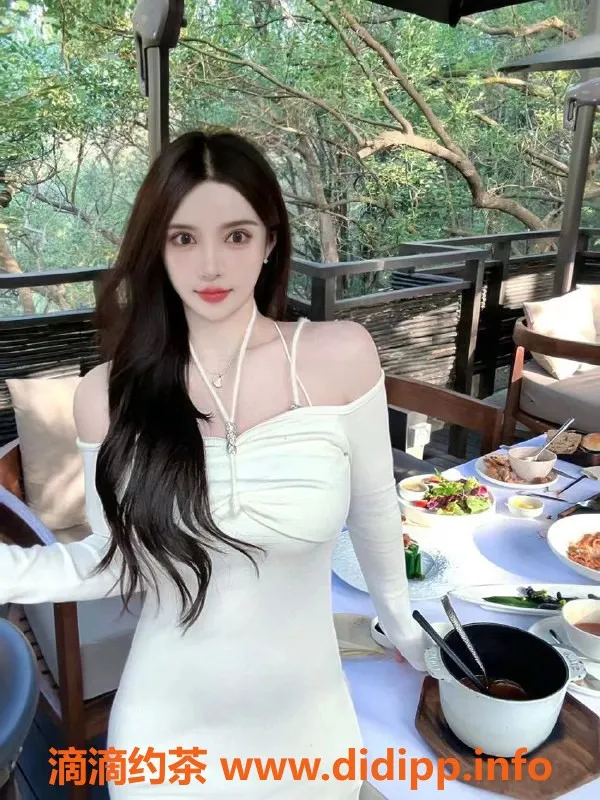 深圳楼凤-南山御姐，168身高，51体重，D罩杯情趣服务