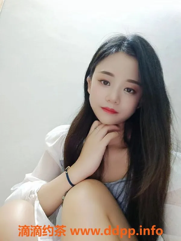 广州上门服务-天河莎莎：20岁甜美嫩妹，165cm C杯，热情服务