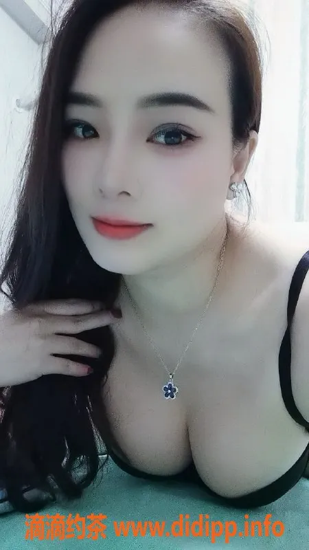 杭州楼凤-重庆琪琪，160cm火辣美女，28岁夜2800