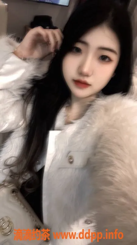 武汉楼凤资源信息,光谷新人糖宝：165cm，52kg，陪浴调情，600元起